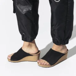 Namica Suede Leather -Stepwise Shoes Sales Store 1018274 f closeup f