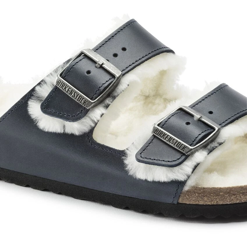 Birkenstock Arizona Shearling Oiled Leather 7 Birkenstock Arizona Shearling Oiled Leather - Image 7